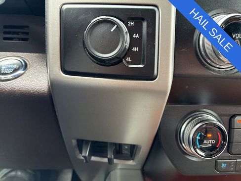 Used 2019 Ford F150 King Ranch w/ Equipment Group 601A Luxury AWD/4WD image 27