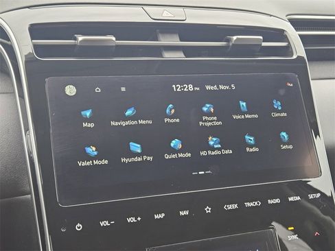 Used 2023 Hyundai Tucson Limited w/ Cargo Package image 21