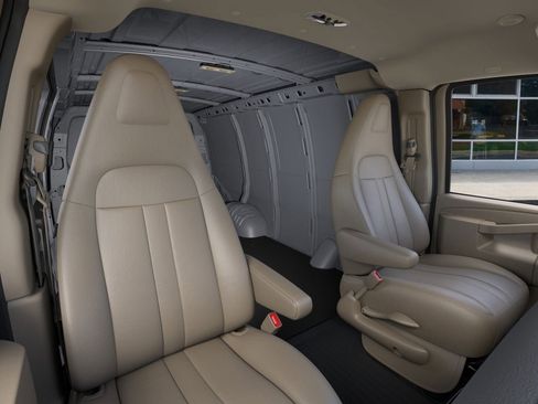 New 2026 Chevrolet Express 2500 w/ Driver Convenience Package image 40