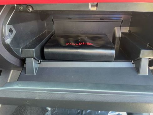 Used 2021 Toyota Tacoma SR5 image 19