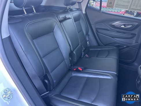 Used 2024 GMC Terrain SLT image 48