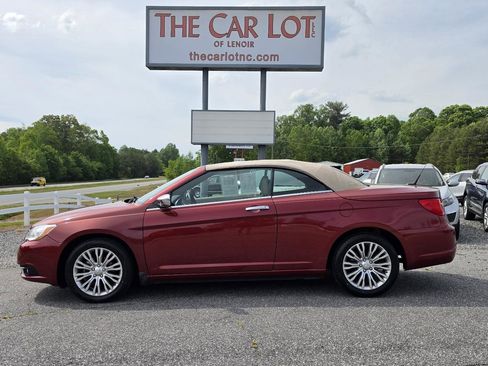 Used 2012 Chrysler 200 Limited FWD image 2