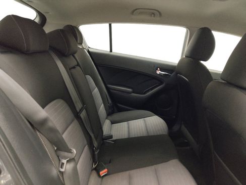 Used 2016 Kia Forte LX image 19