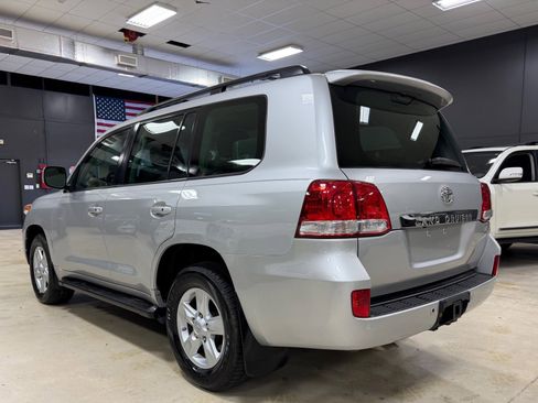Used 2008 Toyota Land Cruiser image 11