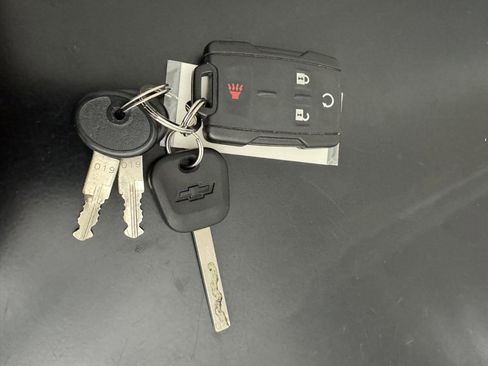 Used 2017 Chevrolet Silverado 1500 LT w/ All Star Edition image 43