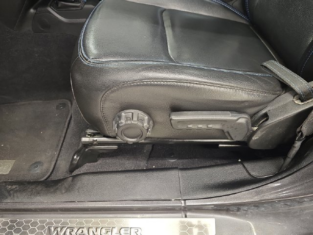 Used 2021 Jeep Wrangler Unlimited Rubicon 4xe w/ Steel Bumper Group AWD/4WD image 36