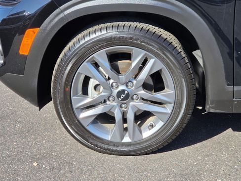 Used 2023 Kia Seltos S image 10