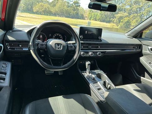 Used 2023 Honda Civic Sport image 12