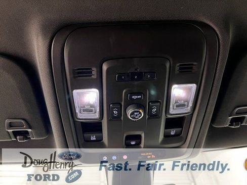 Used 2022 GMC Yukon SLT w/ SLT Premium Package image 53