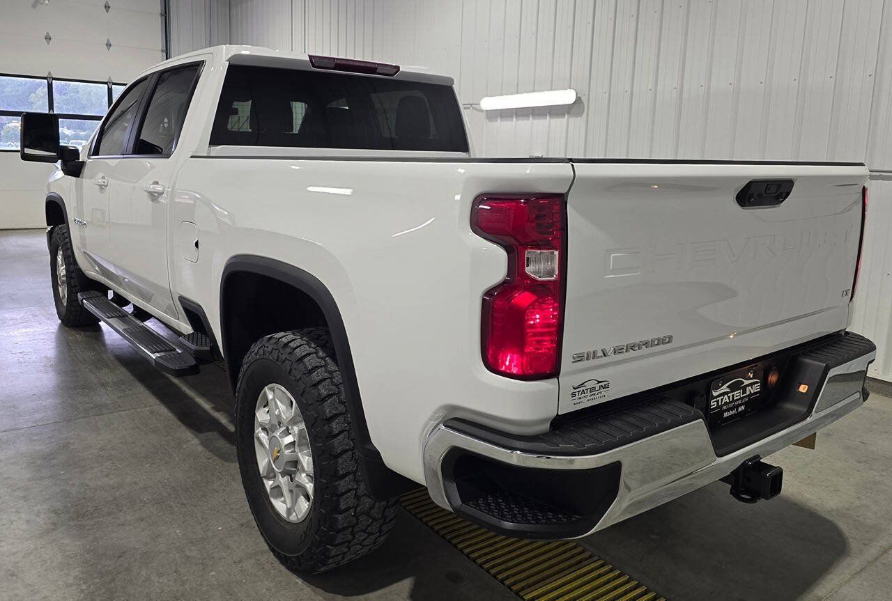 Used 2024 Chevrolet Silverado 2500 LT AWD/4WD image 6