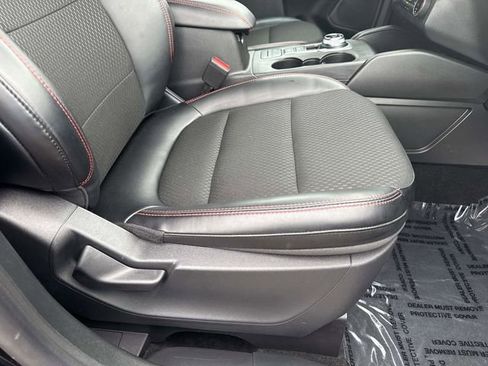 Used 2025 Ford Escape ST-Line image 17