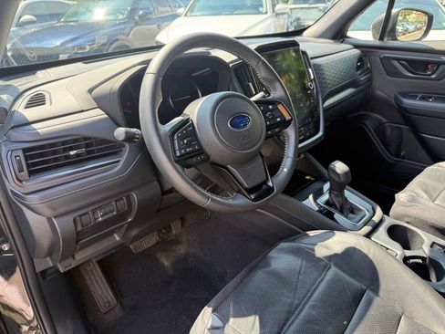 Certified 2025 Subaru Forester Premium AWD/4WD image 22