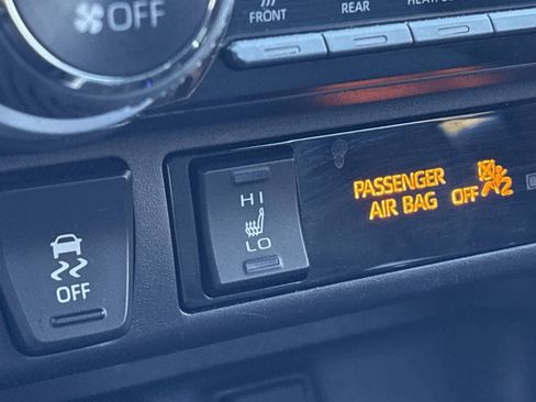 Used 2020 Toyota RAV4 XSE image 37