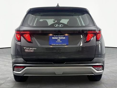 Certified 2026 Hyundai Tucson SE FWD image 5