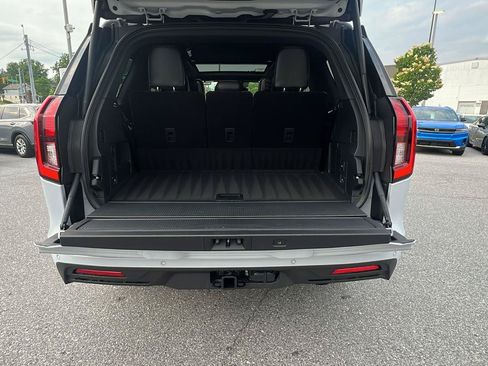 Used 2026 Ford Expedition Tremor AWD/4WD image 18