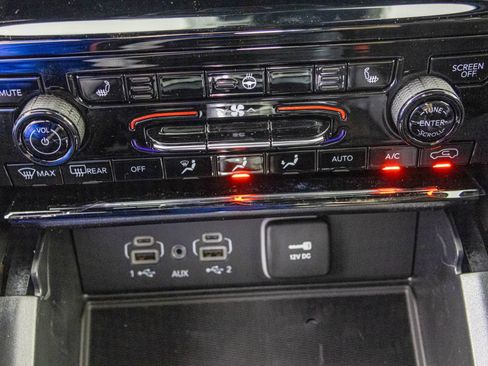 New 2025 Jeep Grand Cherokee Laredo image 25