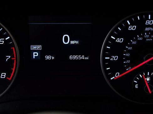 Used 2019 Kia Stinger w/ Sun & Sound Package RWD image 19