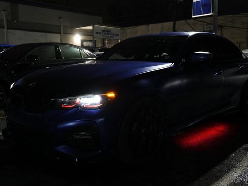 Used 2022 BMW 330i xDrive Sedan w/ M Sport Package image 42