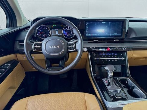 Certified 2024 Kia Carnival EX image 22