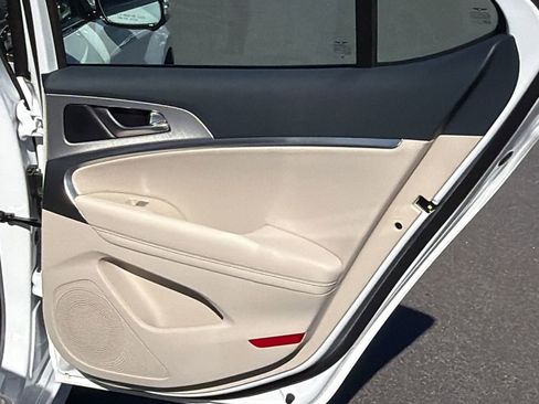 New 2026 Genesis G70 2.5T Prestige image 16