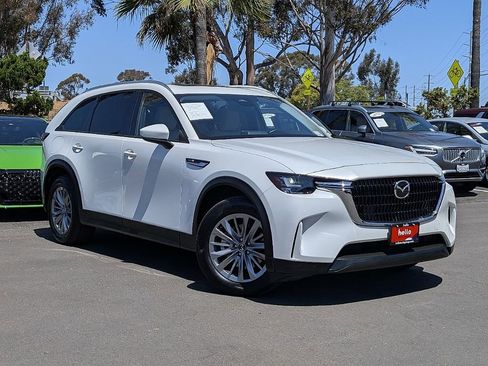 Certified 2024 MAZDA CX-90 Plug-In Hybrid w/ Preferred AWD/4WD image 4