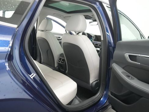 Used 2022 Hyundai Sonata Limited w/ Cargo Package FWD image 27
