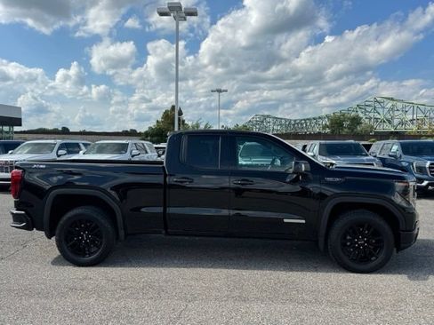Used 2025 GMC Sierra 1500 Elevation AWD/4WD image 6