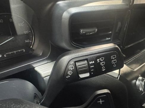 Used 2020 Ford Explorer XLT AWD/4WD image 21