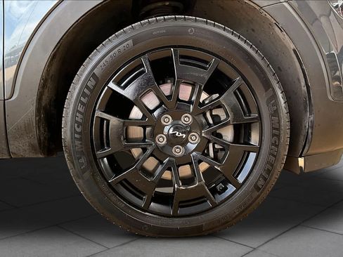 Used 2022 Kia Telluride SX w/ SX Prestige Package AWD/4WD image 11