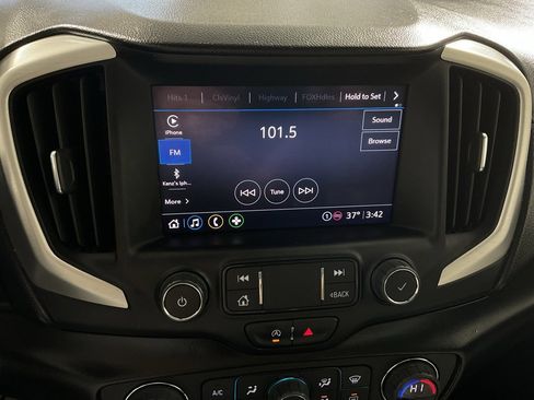 Used 2022 GMC Terrain SLT image 21