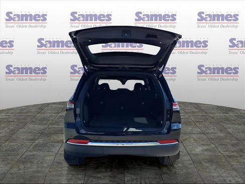 New 2025 Jeep Grand Cherokee Laredo w/ Luxury Tech Group I image 7