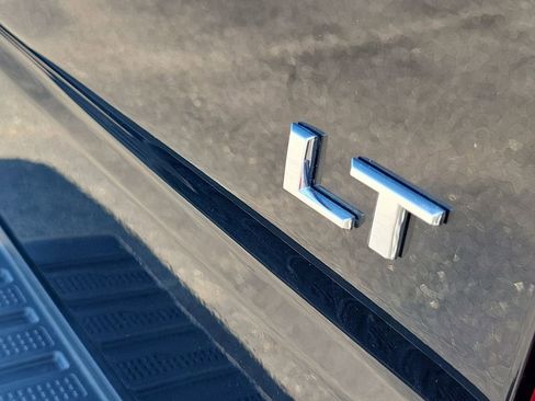 Used 2024 Chevrolet Silverado 1500 LT AWD/4WD image 32