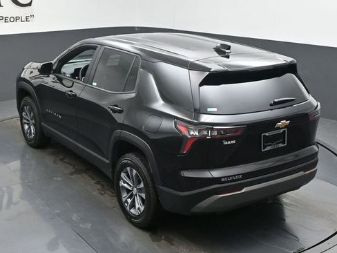 Used 2025 Chevrolet Equinox LT image 41