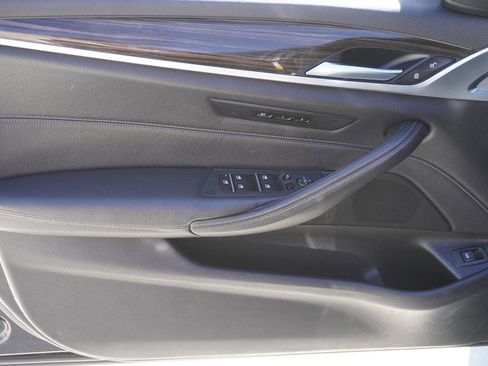 Used 2018 BMW 530i RWD image 25