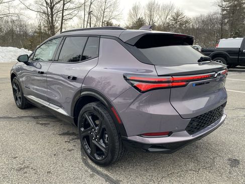 Used 2024 Chevrolet Equinox EV RS image 5