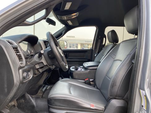 Used 2022 RAM 3500 Tradesman w/ Chrome Appearance Group AWD/4WD image 15