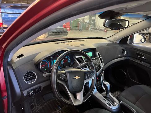 Used 2011 Chevrolet Cruze LT w/ RS Package image 11