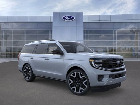 New 2026 Ford Expedition Platinum w/ Platinum Ultimate Package AWD/4WD image 8