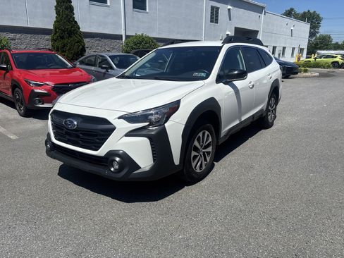 Certified 2025 Subaru Outback Premium AWD/4WD image 21