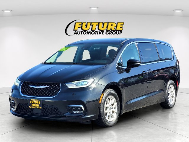 Used 2023 Chrysler Pacifica Touring-L FWD image 8