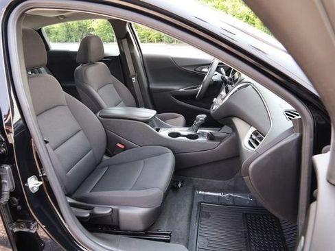 Used 2024 Chevrolet Malibu LT FWD image 26