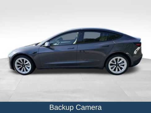 Used 2023 Tesla Model 3 Standard Range RWD image 7