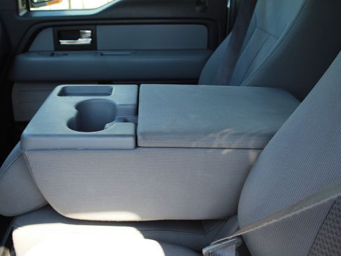 Used 2014 Ford F150 XLT w/ Equipment Group 302A Luxury AWD/4WD image 37