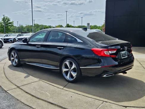 Used 2020 Honda Accord Touring image 6