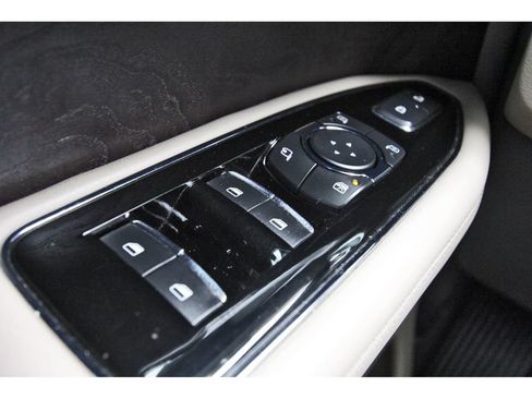 Used 2022 Lincoln Navigator Reserve AWD/4WD image 21