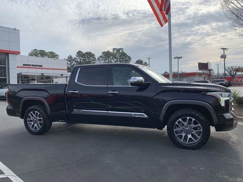 Used 2022 Toyota Tundra 1794 Edition image 9