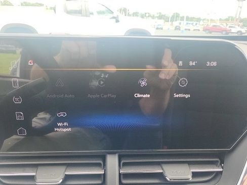 New 2026 Chevrolet Trax ACTIV w/ Sunroof Package FWD image 29