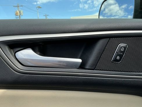 Used 2020 Ford Edge SEL image 67