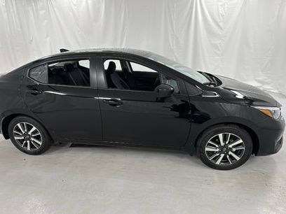 New 2025 Nissan Versa SV w/ Trunk Package