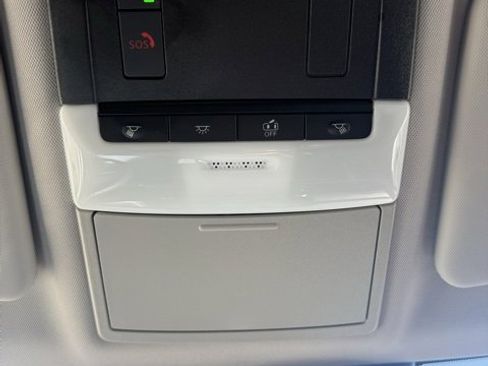 Used 2024 Mitsubishi Outlander SEL image 34